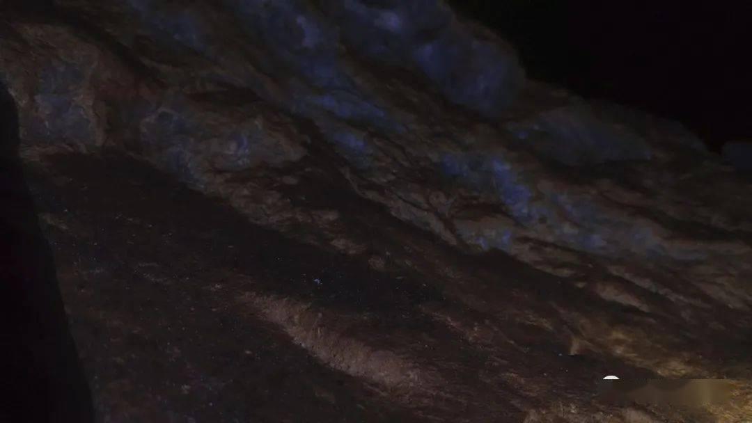 求这张小姐姐背影的高清版游戏画面